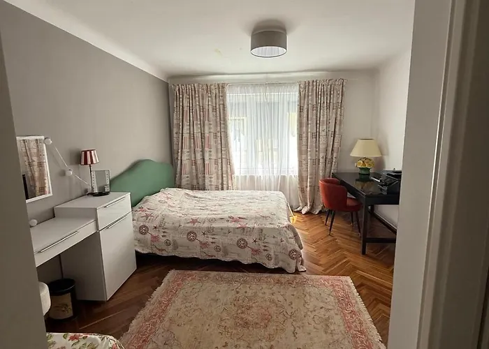 Beautiful 2 Bedroom In Centre アパート ウィーン