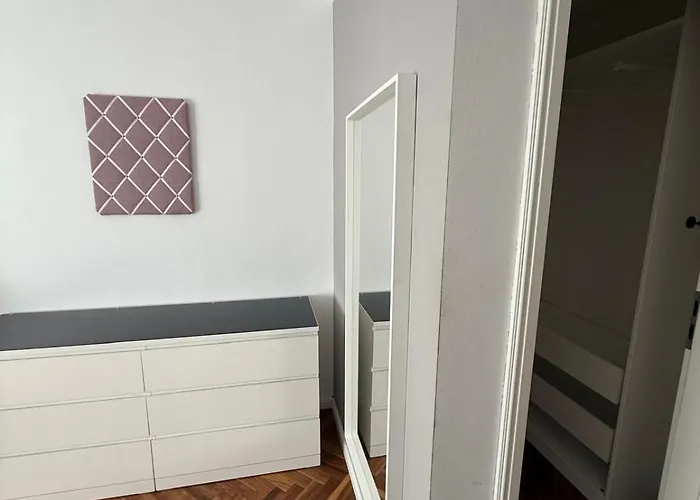 Beautiful 2 Bedroom In Centre アパート ウィーン